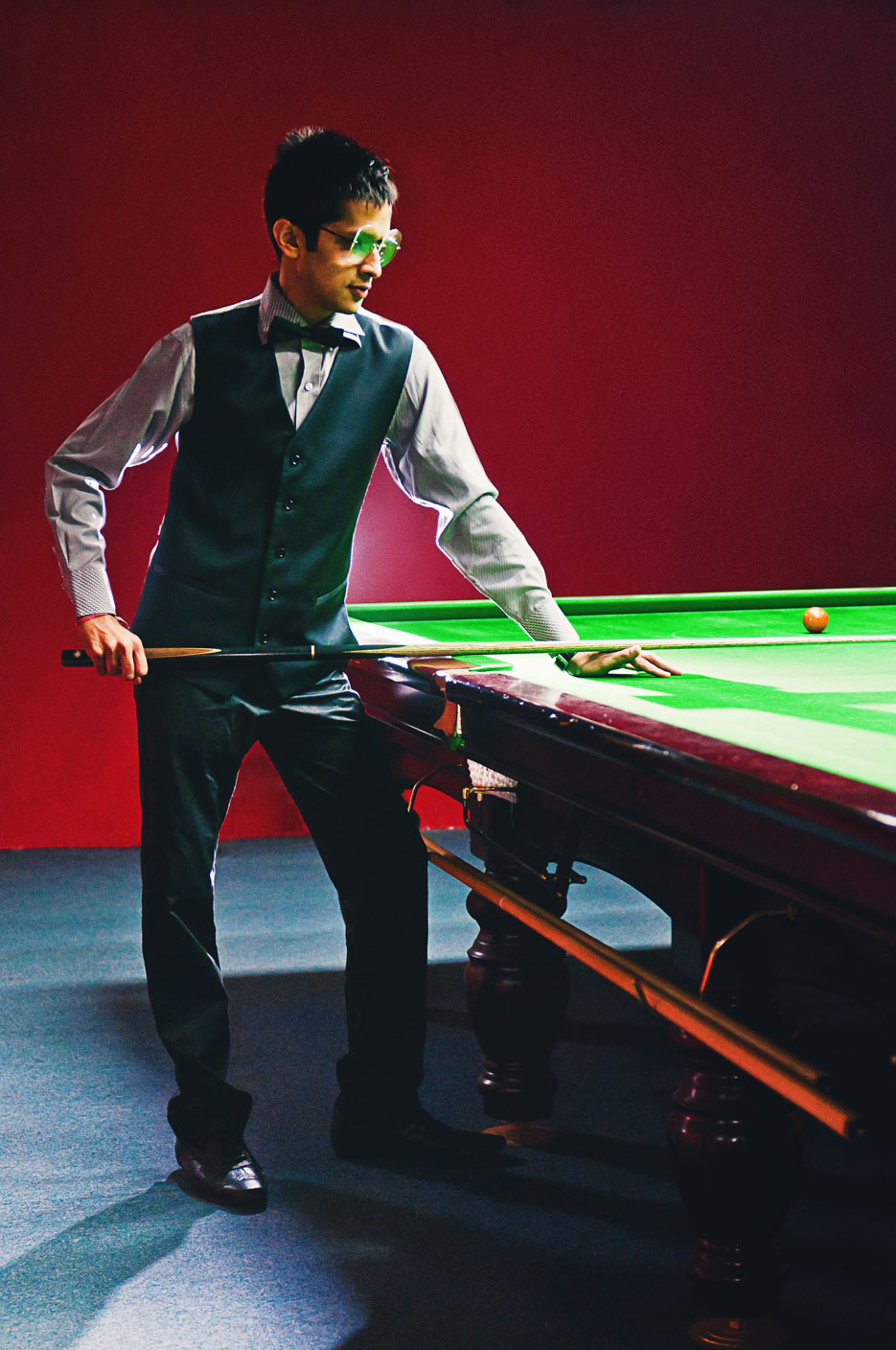 Portraits of a Snooker Player, Aman Goel. Photography by professional Indian photographer Naina Redhu of Naina.co