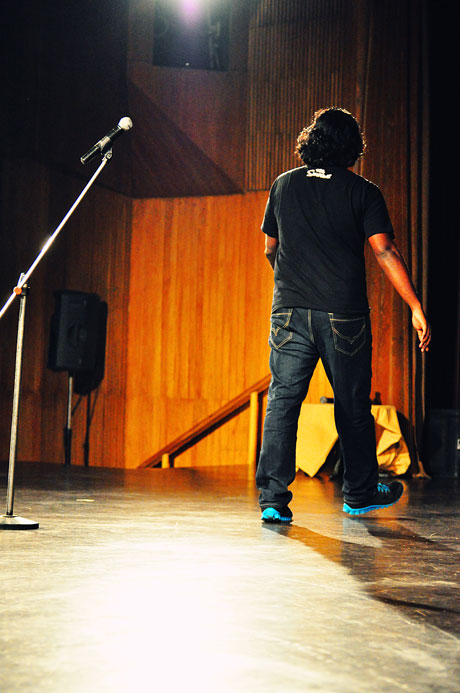 Indian Stand Up Comedy Night, Indian Habitat Center, photographed by professional Indian photographer Naina