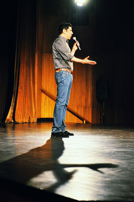 Indian Stand Up Comedy Night, Indian Habitat Center, photographed by professional Indian photographer Naina