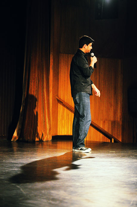 Indian Stand Up Comedy Night, Indian Habitat Center, photographed by professional Indian photographer Naina