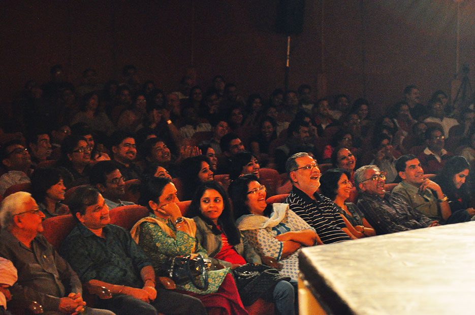 Indian Stand Up Comedy Night, Indian Habitat Center, photographed by professional Indian photographer Naina