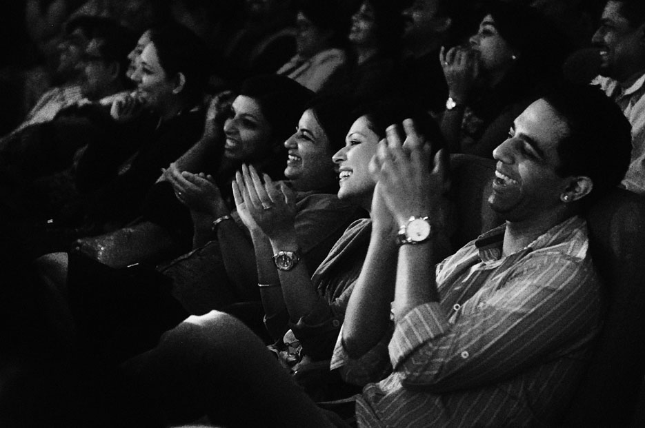 Indian Stand Up Comedy Night, Indian Habitat Center, photographed by professional Indian photographer Naina