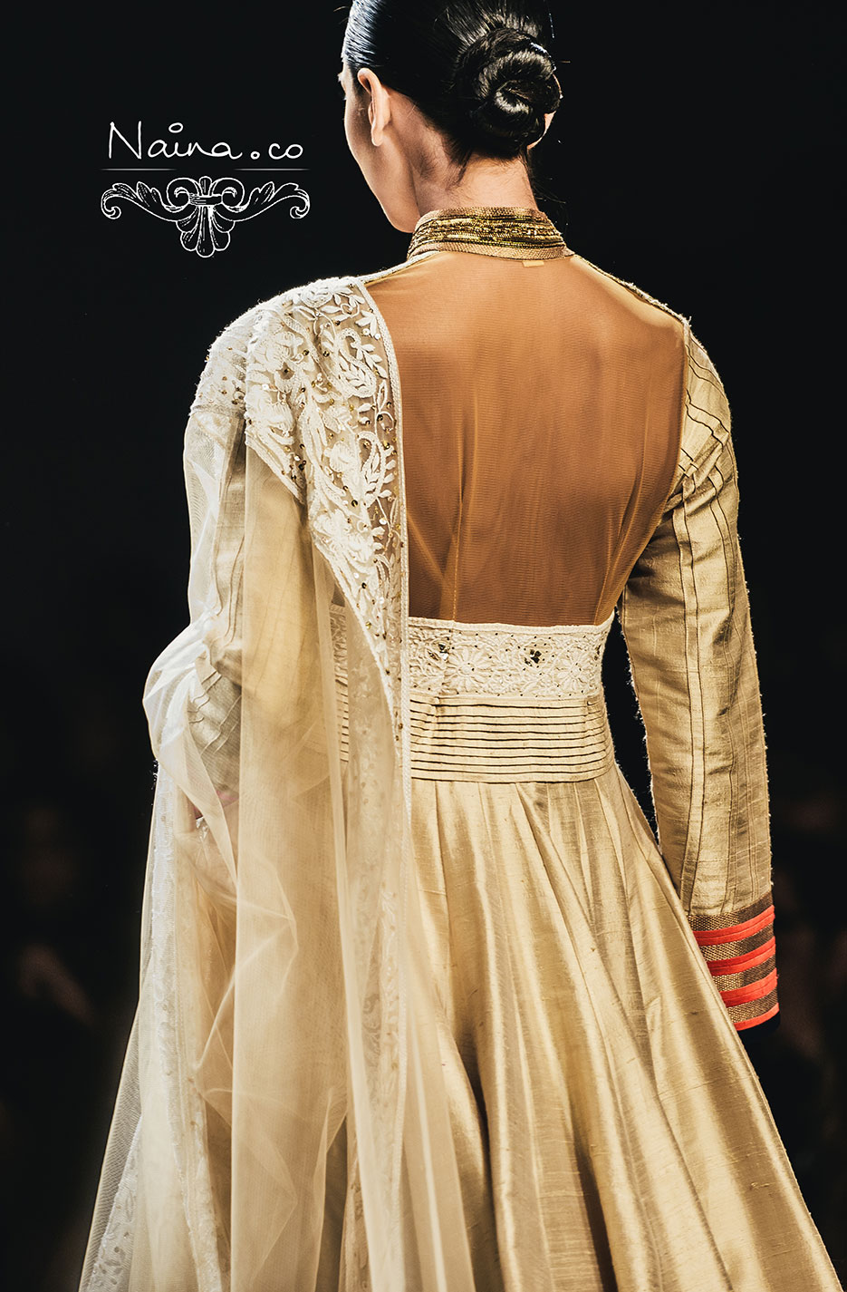 Wills Lifestyle India Fashion Week, Spring Summer 2013. Manish Malhotra by photographer Naina Redhu of Naina.co