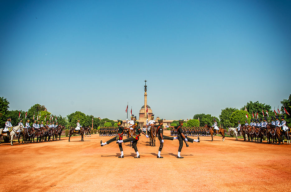 Rashtrapati Bhavan : Presidential House, New Delhi, India. Guard change ceremony. Architecture & Portraiture photography by professional Indian lifestyle photographer Naina Redhu of Naina.co