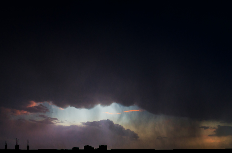 Storm clouds, sunset and rain. Photography by professional Indian lifestyle photographer Naina Redhu of Naina.co