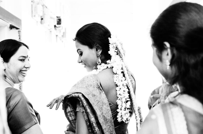 Anuradha-Mehendi-Pradhanam-Indian-Wedding-Photography-Knottytales-Naina-42.jpg
