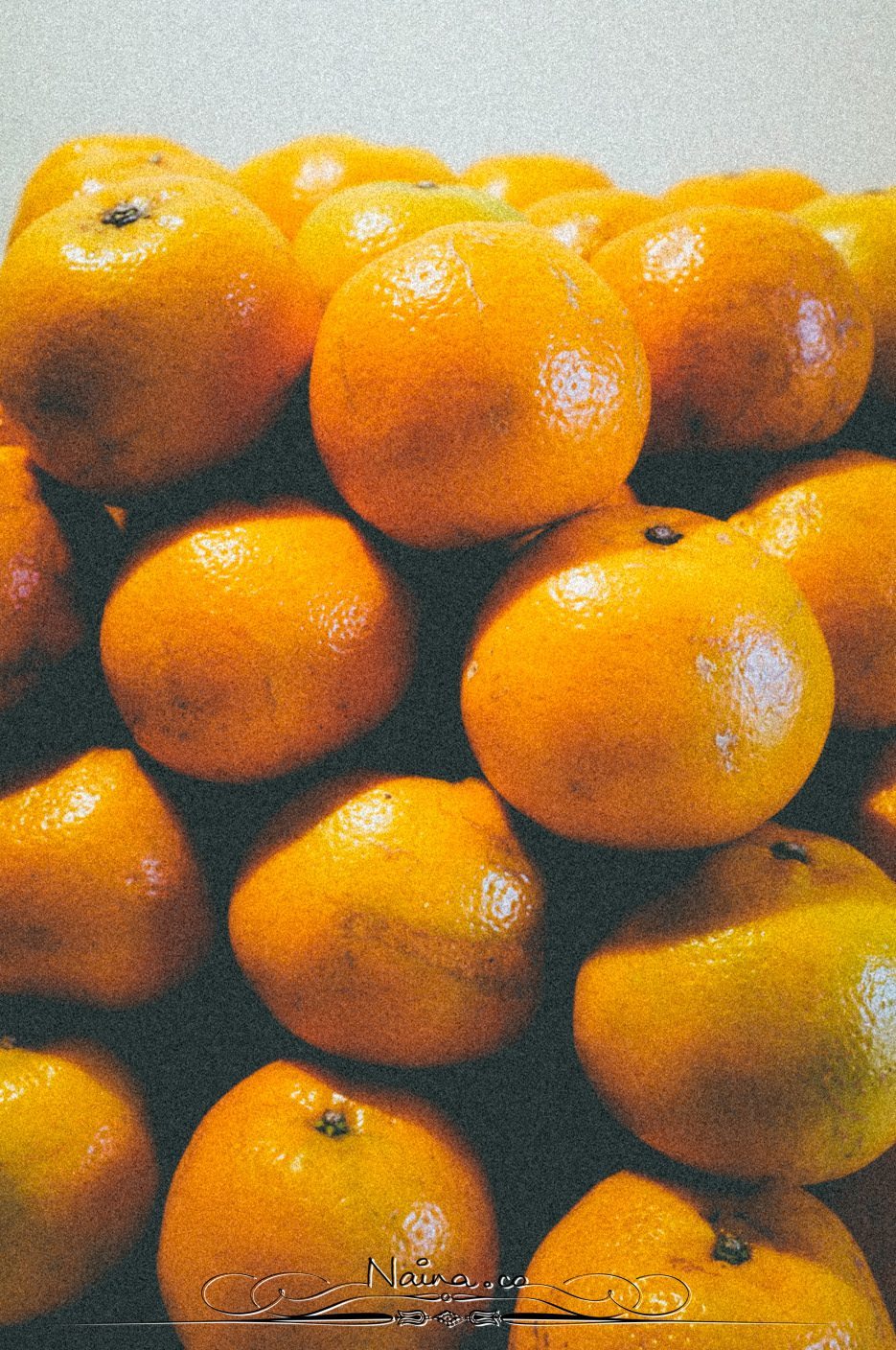 Stack of Oranges, Chicken Parsley Peas, Lifestyle Photographer Naina.co