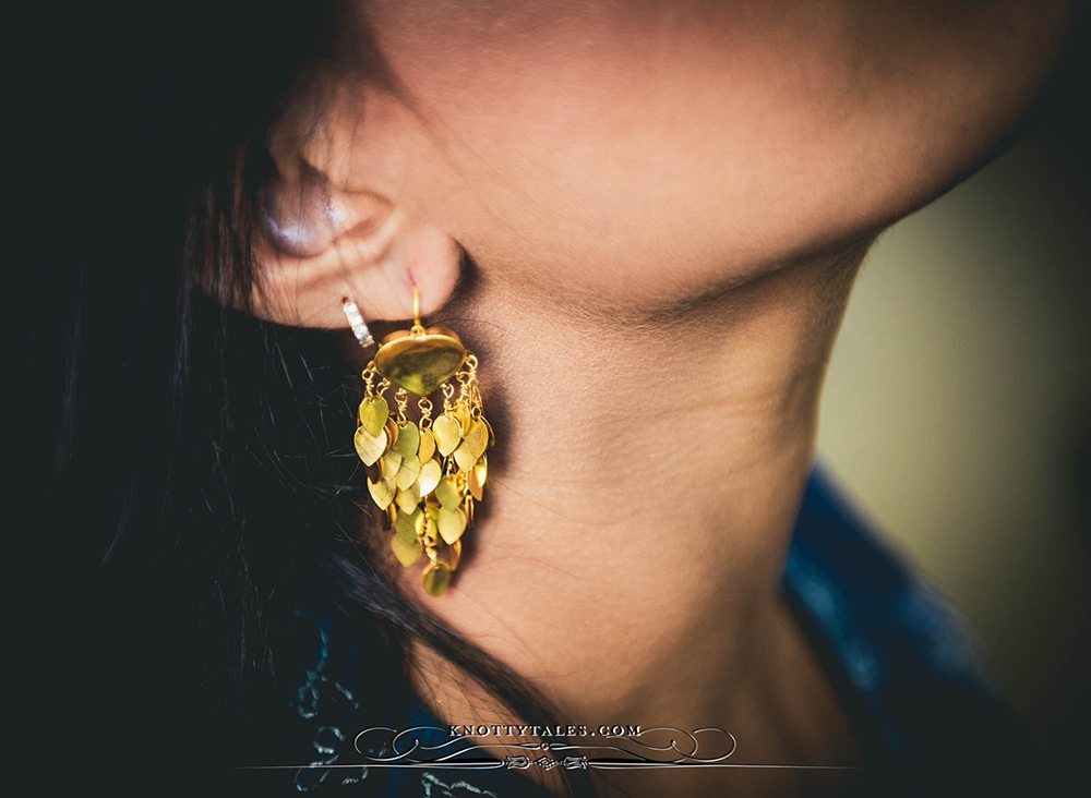 Jeevan Saify Wedding Photography Bride Getting Ready Make up Lehenga Knottytales Naina.co Lifestyle Luxury