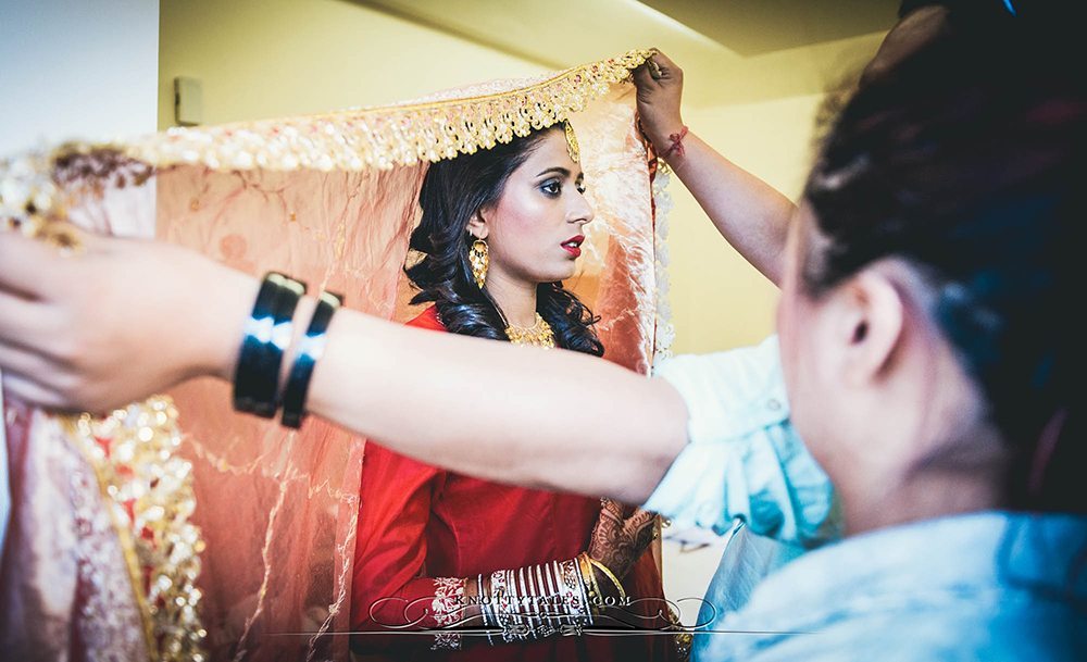 Jeevan Saify Wedding Photography Bride Getting Ready Make up Lehenga Knottytales Naina.co Lifestyle Luxury