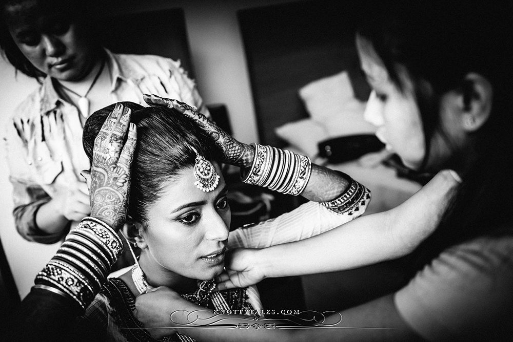 Jeevan Saify Wedding Photography Bride Getting Ready Make up Lehenga Knottytales Naina.co Lifestyle Luxury