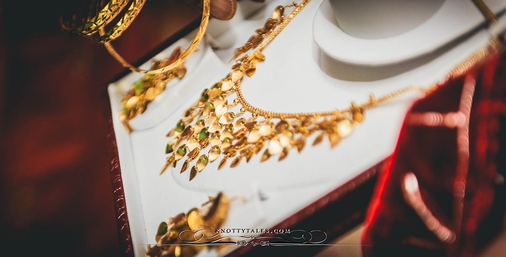 Jeevan Saify Wedding Photography Trousseau Couture Lehenga Jewellery Shoes Knottytales Naina.co Lifestyle Luxury