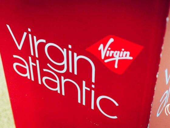 Naina.co-Luxury-Lifestyle-Branding-Photographer-Raconteuse-Visuelle-UK-Britain-EyesForLondon-London-Travel-Raconteuse-Visuelle-Virgin-Atlantic-Airline-Flight