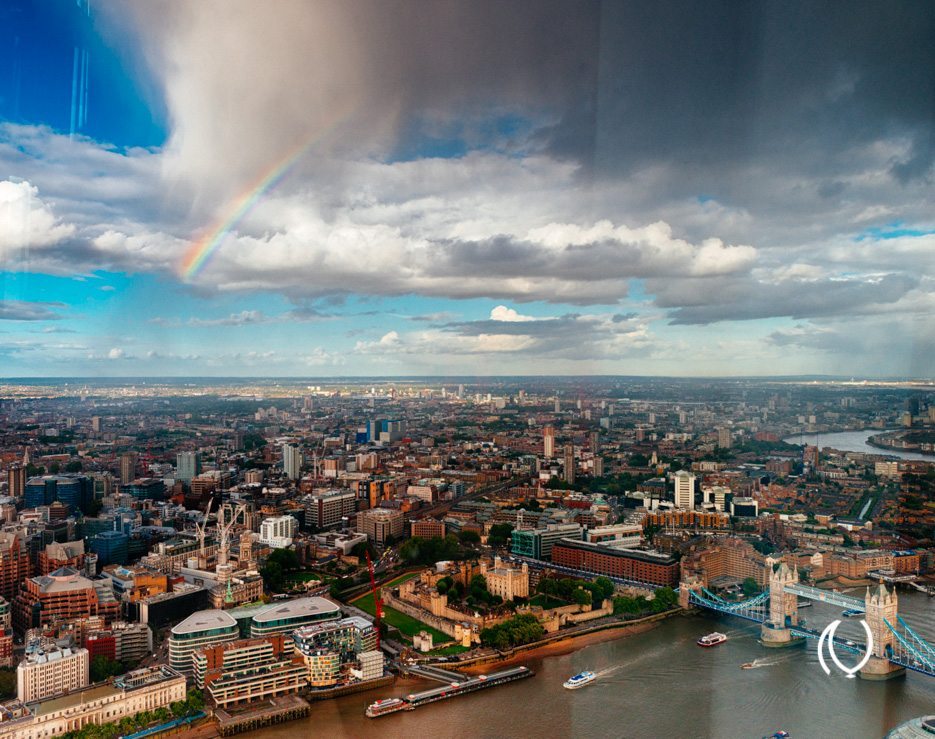 EyesForLondon-View-From-The-Shard-La-Raconteuse-Visuelle-Luxury-Naina.co-Photographer-Color-Travel