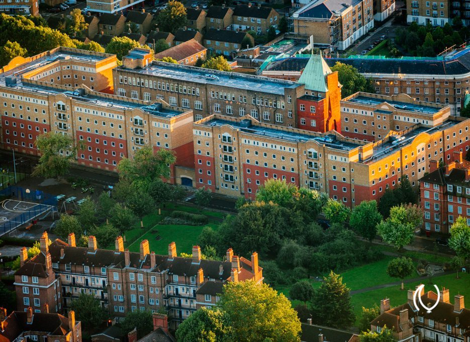 EyesForLondon-View-From-The-Shard-La-Raconteuse-Visuelle-Luxury-Naina.co-Photographer-Color-Travel