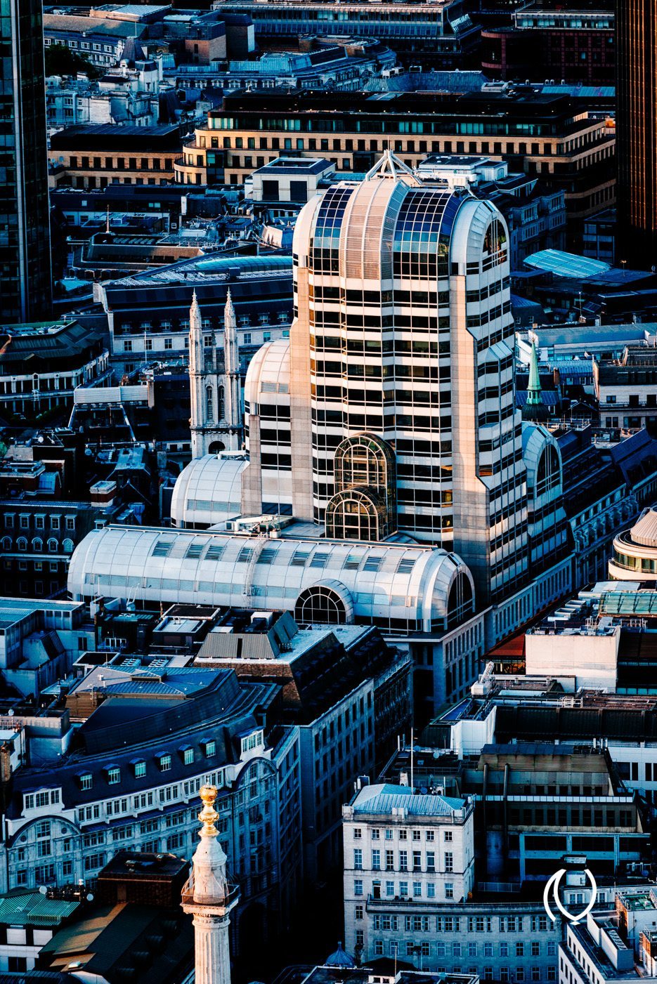 EyesForLondon-View-From-The-Shard-La-Raconteuse-Visuelle-Luxury-Naina.co-Photographer-Color-Travel