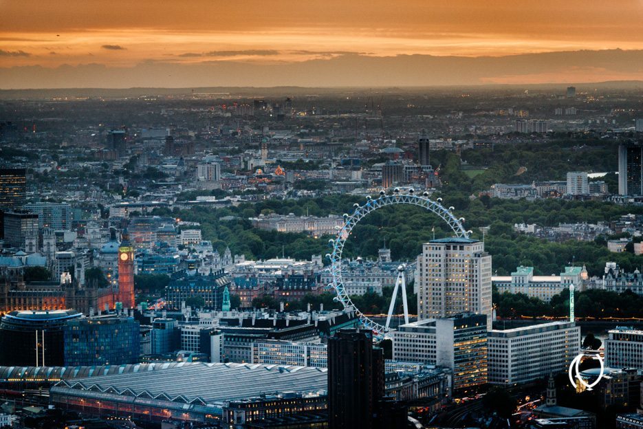 EyesForLondon-View-From-The-Shard-La-Raconteuse-Visuelle-Luxury-Naina.co-Photographer-Color-Travel