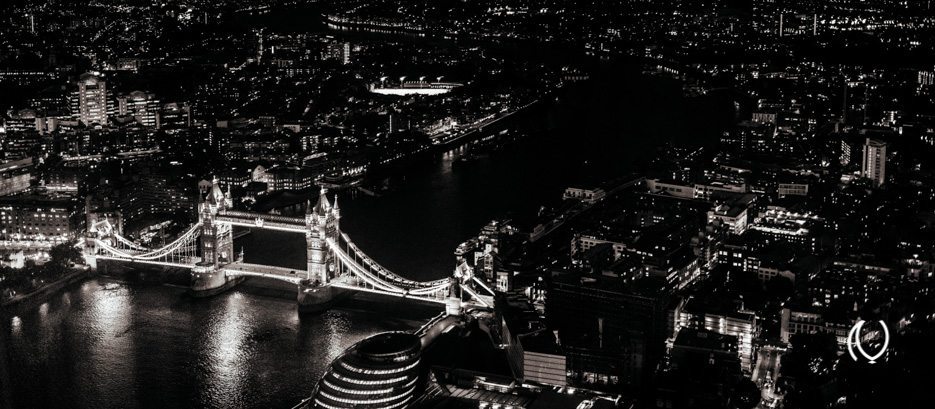 EyesForLondon-View-From-The-Shard-La-Raconteuse-Visuelle-Naina.co-Photographer-Black-White-Travel