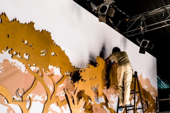 Wendell-Rodricks-Backstage-Fiama-WIFWSS14-India-Fashion-Week-Naina.co-La-Raconteuse-Visuelle-Visual-Storyteller-Photographer