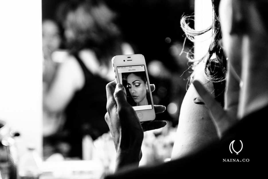 Wendell-Rodricks-Backstage-Fiama-WIFWSS14-India-Fashion-Week-Naina.co-La-Raconteuse-Visuelle-Visual-Storyteller-Photographer