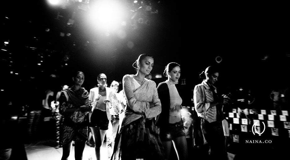 Wendell-Rodricks-Backstage-Fiama-WIFWSS14-India-Fashion-Week-Naina.co-La-Raconteuse-Visuelle-Visual-Storyteller-Photographer