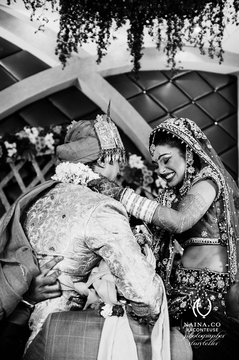 Naina.co-February-2014-Bride-Groom-Jaimala-Varmala-Marriage-Ceremony-India-Photographer-Storyteller-Raconteuse