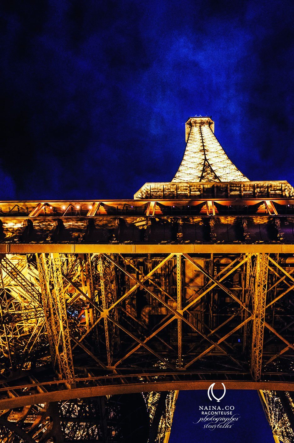 Naina.co-Paris-Eiffel-Tower-Travel-Storyteller-Photographer-Luxury-Raconteuse-EyesForParis
