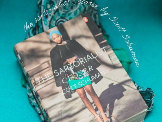 The-Sartorialist-Closer-Scott-Schuman-Book-Review-Naina.co-Photographer-Storyteller-Street-Style