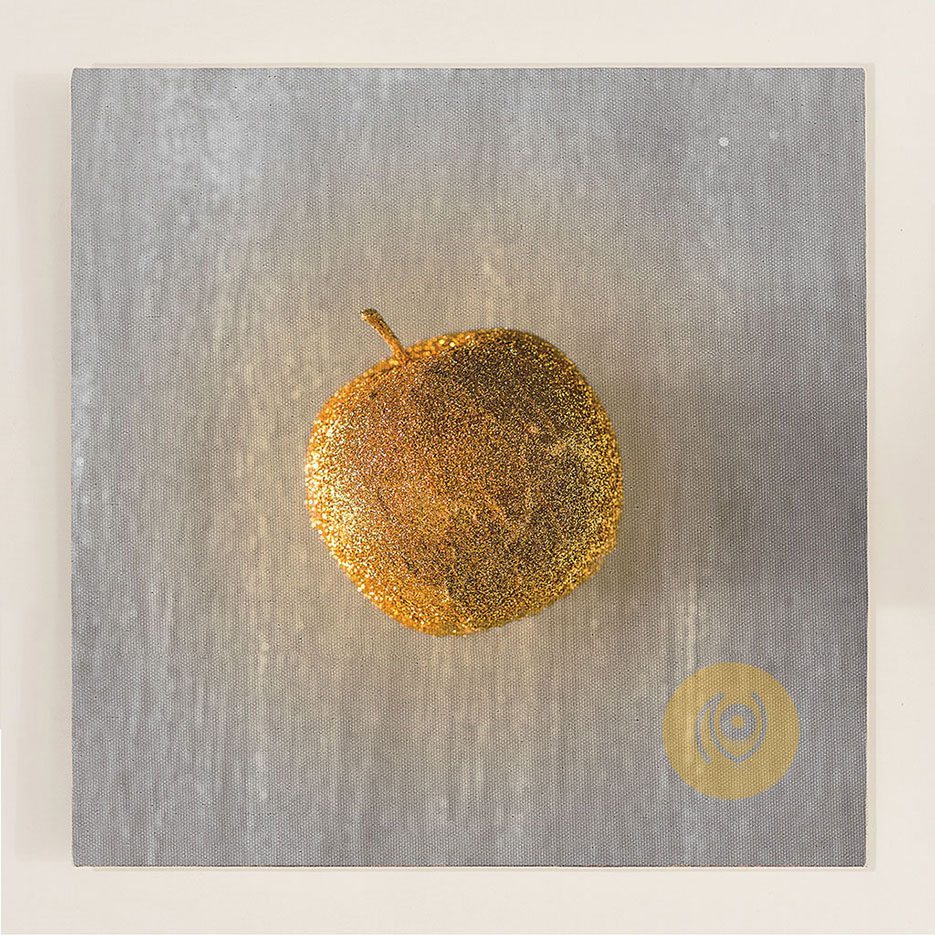 NainaCo-Luxury-Lifestyle-Photographer-Storyteller-Store-Canvas-Prints-Apple-Abstract-Gold-Golden-Square-01