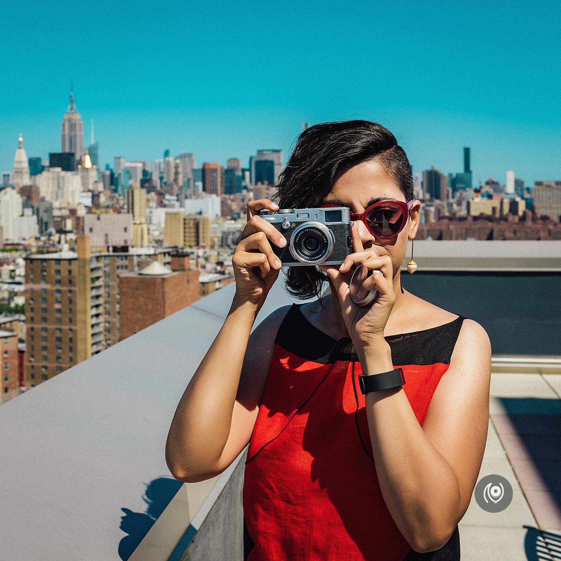 Classic New York Sun Deck #CoverUp 51 #EyesForNewYork #REDHUxNYC #REDHUxAIRBNB Naina.co Luxury & Lifestyle, Photographer Storyteller, Blogger