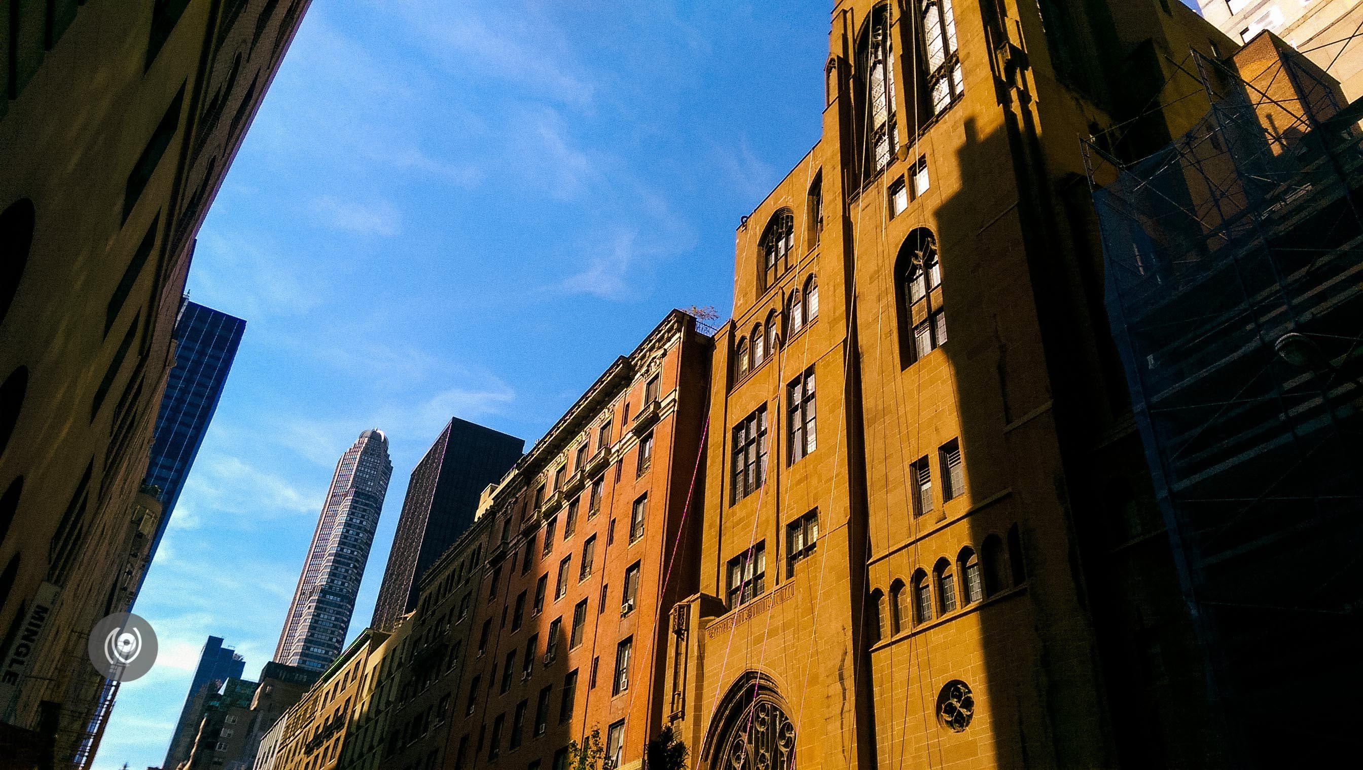 Walk to Washington Square Park #EyesForNewYork #REDHUxNYC Naina.co Luxury & Lifestyle, Photographer Storyteller, Blogger