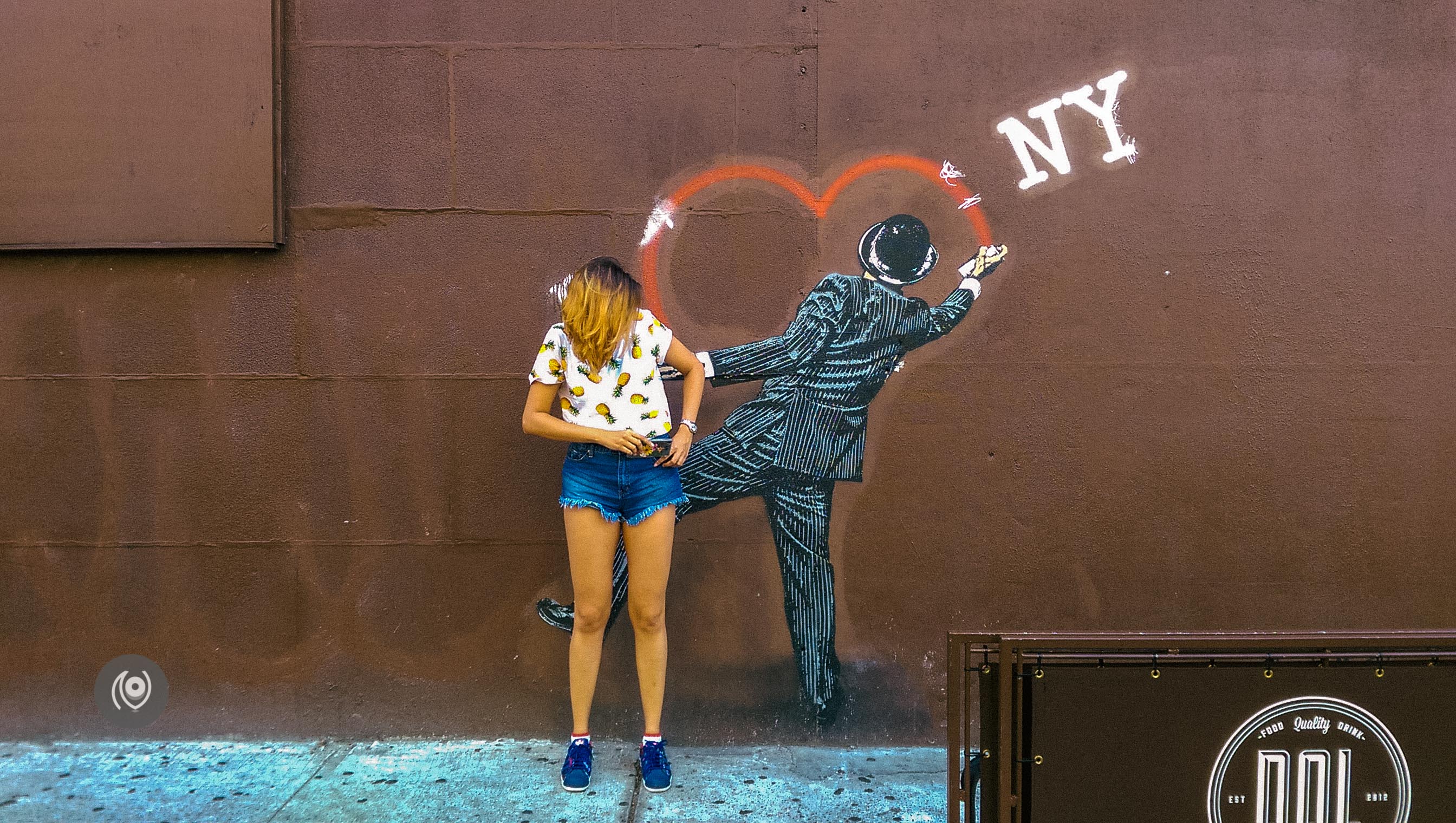 Walk to Washington Square Park #EyesForNewYork #REDHUxNYC Naina.co Luxury & Lifestyle, Photographer Storyteller, Blogger