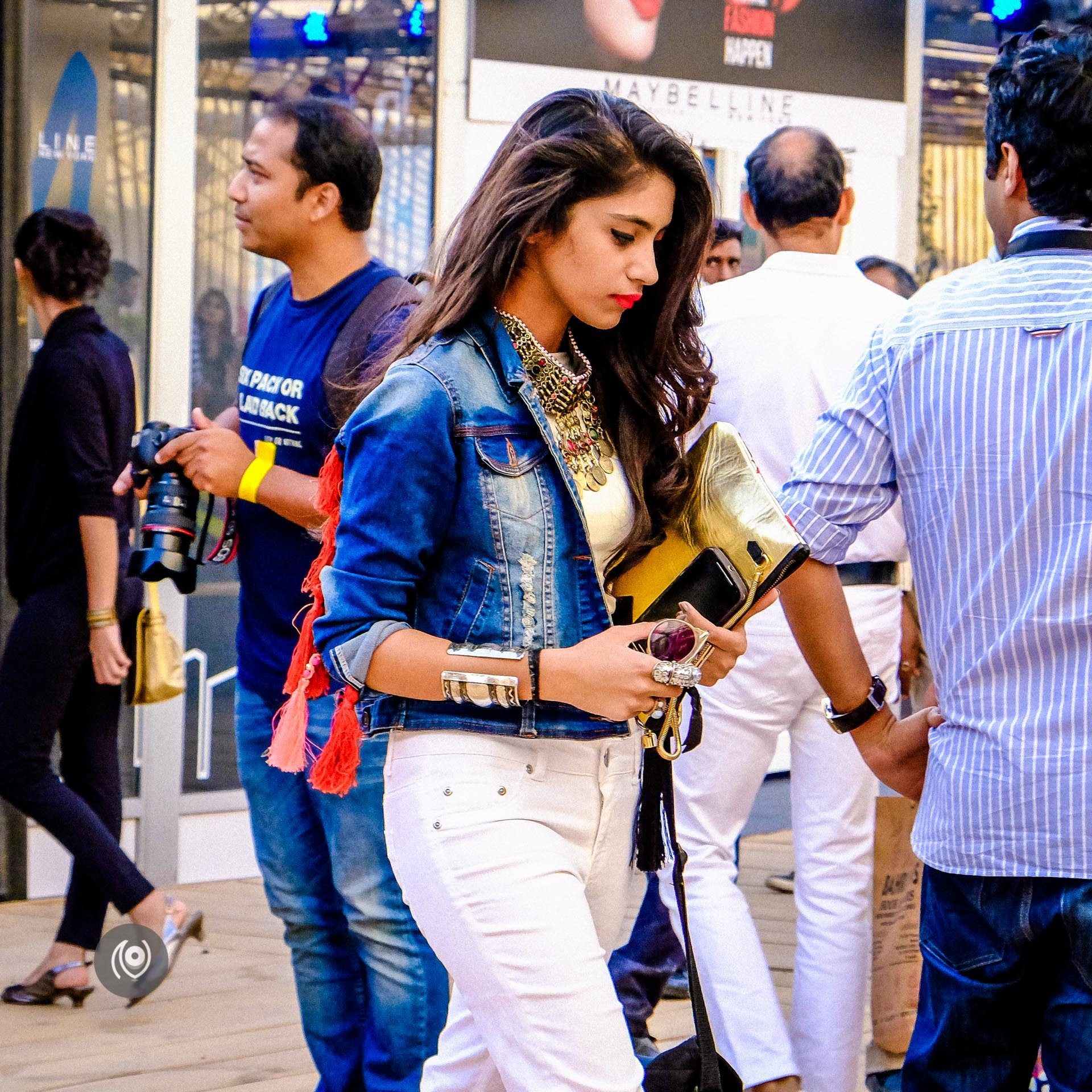 #EyesForStreetStyle Amazon India Fashion Week Spring Summer 2016 #AIFWSS16 #EyesForFashion Naina.co Luxury & Lifestyle, Photographer Storyteller, Blogger