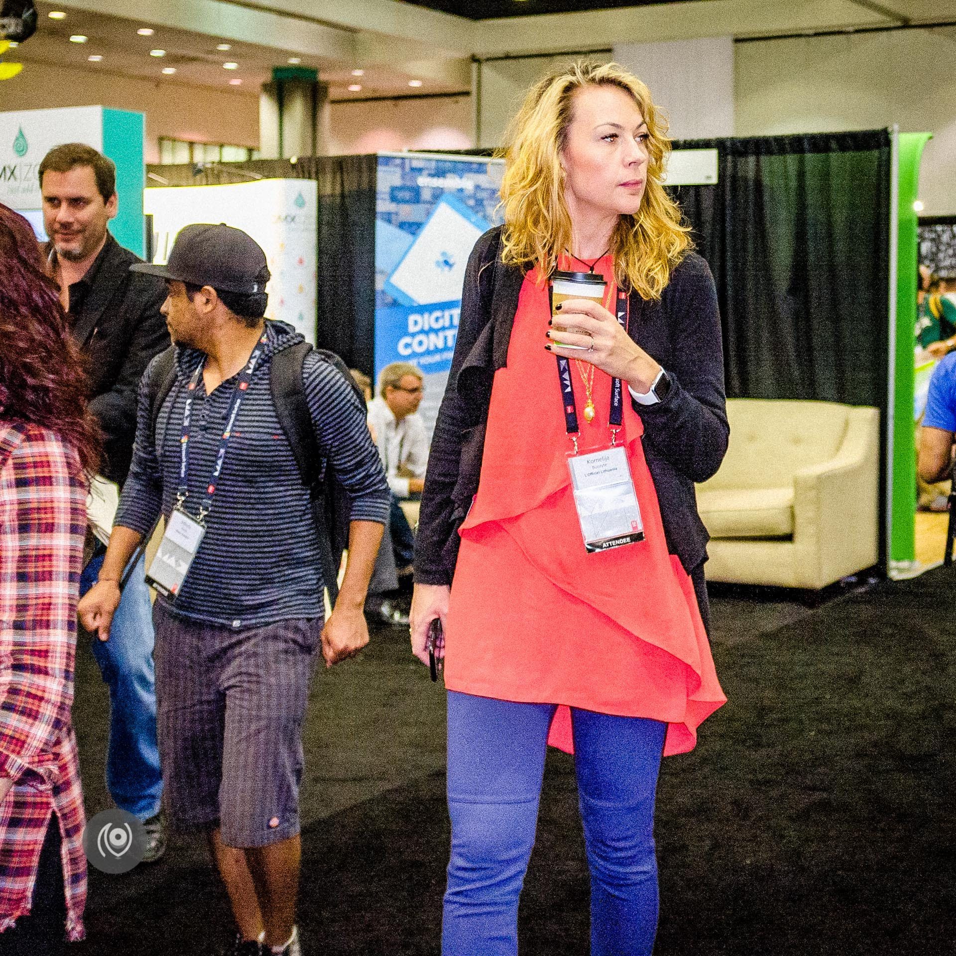 EyesForStreetStyle at Los Angeles #NAINAxADOBE #EyesForLA #AdobeMax15 Naina.co Luxury & Lifestyle, Photographer Storyteller, Blogger