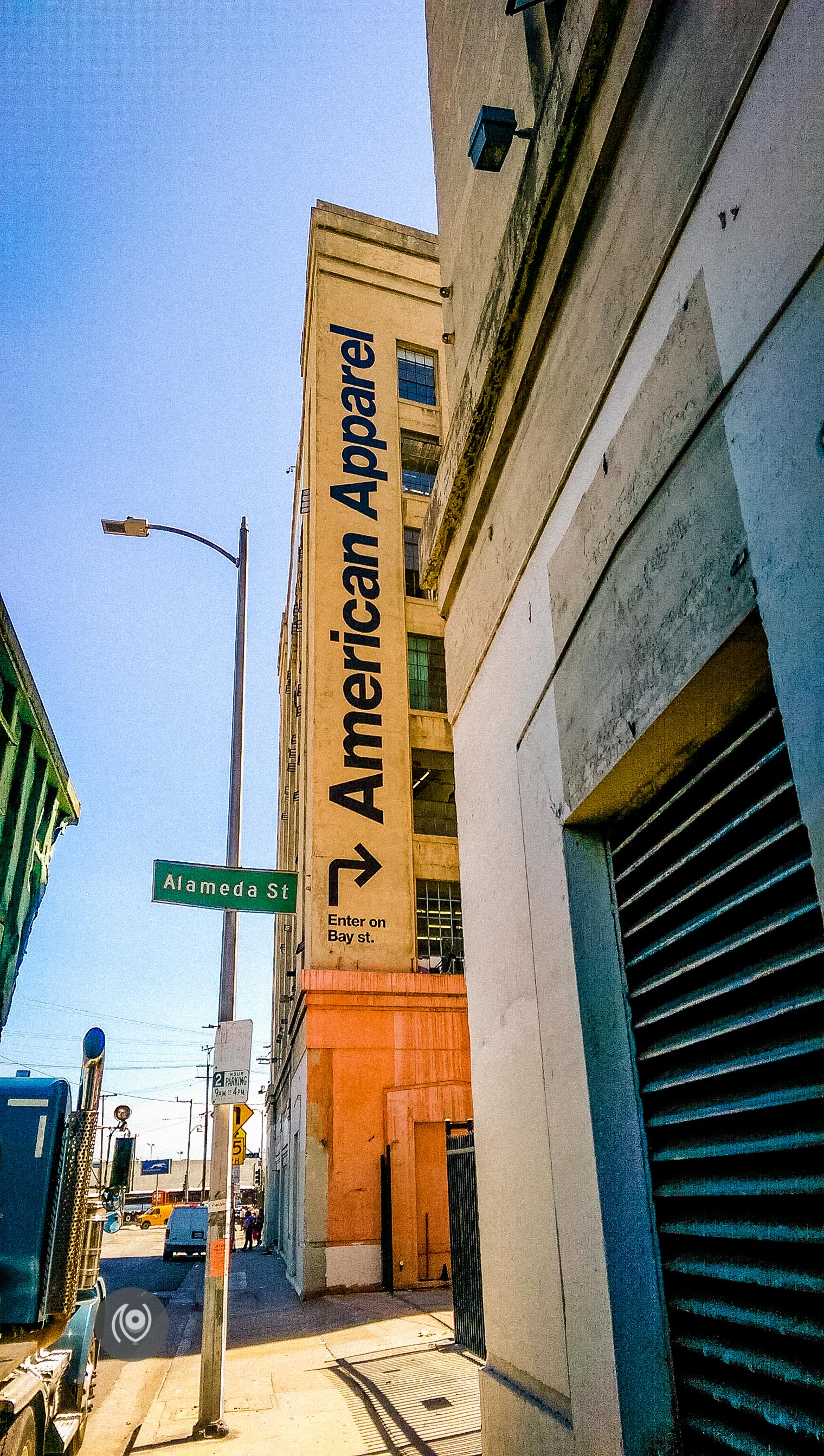 American Apparel Flea Market, Los Angeles #NAINAxADOBE #EyesForLA #AdobeMax15 Naina.co Luxury & Lifestyle, Photographer Storyteller, Blogger