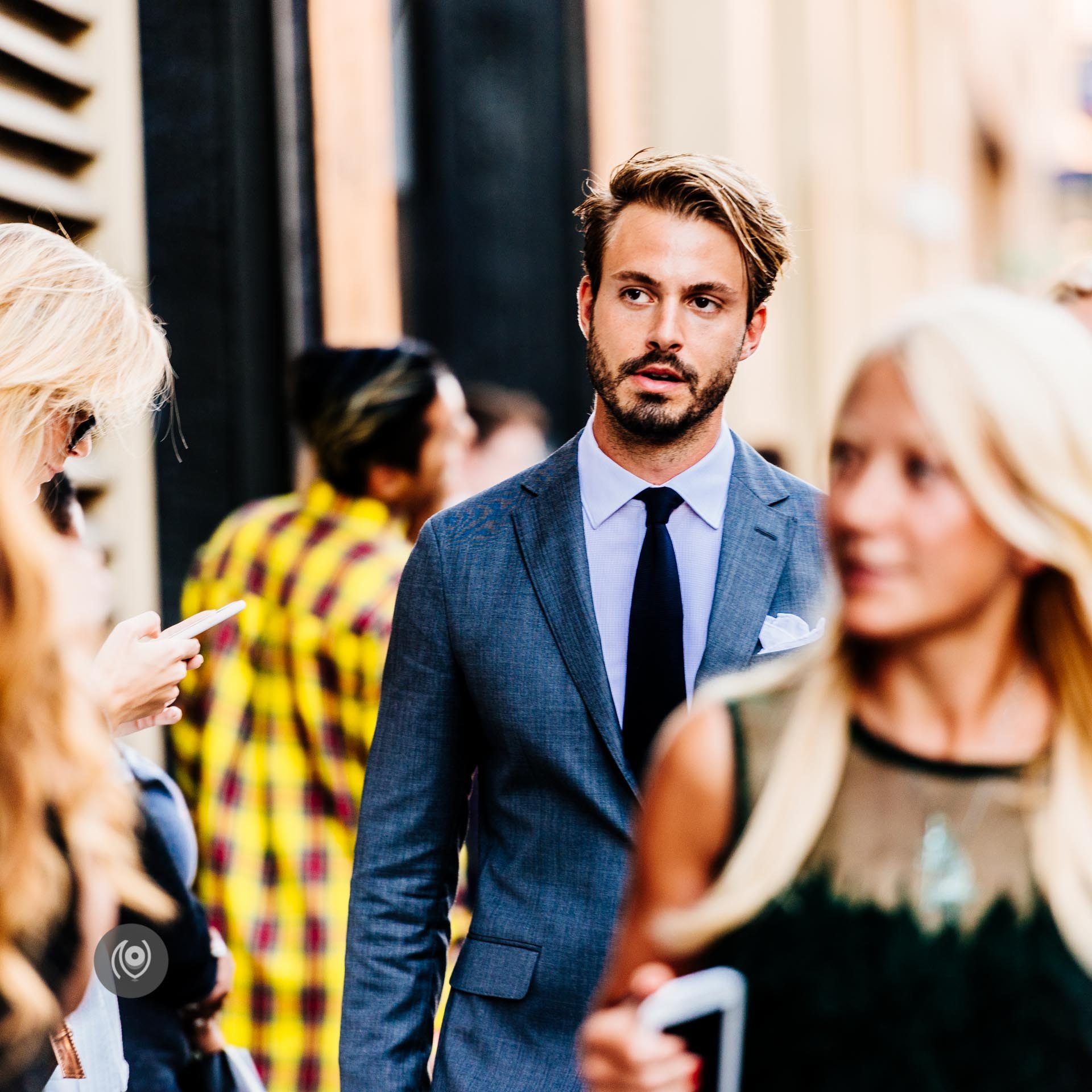 #NYFW New York Fashion Week Spring Summer 2016 #EyesForStreetStyle #EyesForNewYork #REDHUxNYC Naina.co Luxury & Lifestyle, Photographer Storyteller, Blogger