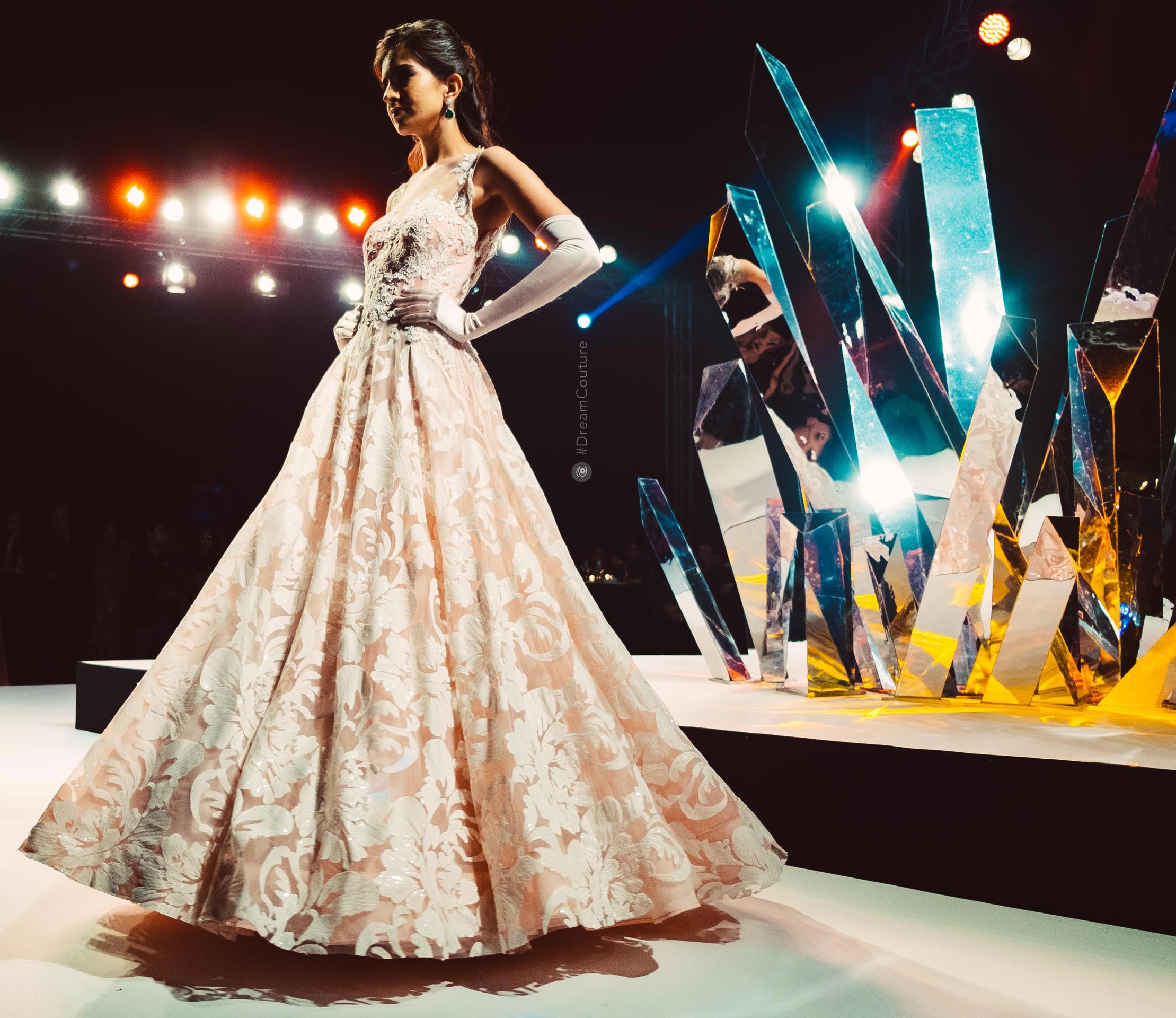 Naina.co-Luxury-Lifestyle-Photographer-Suneet-Verma-Dream-Couture