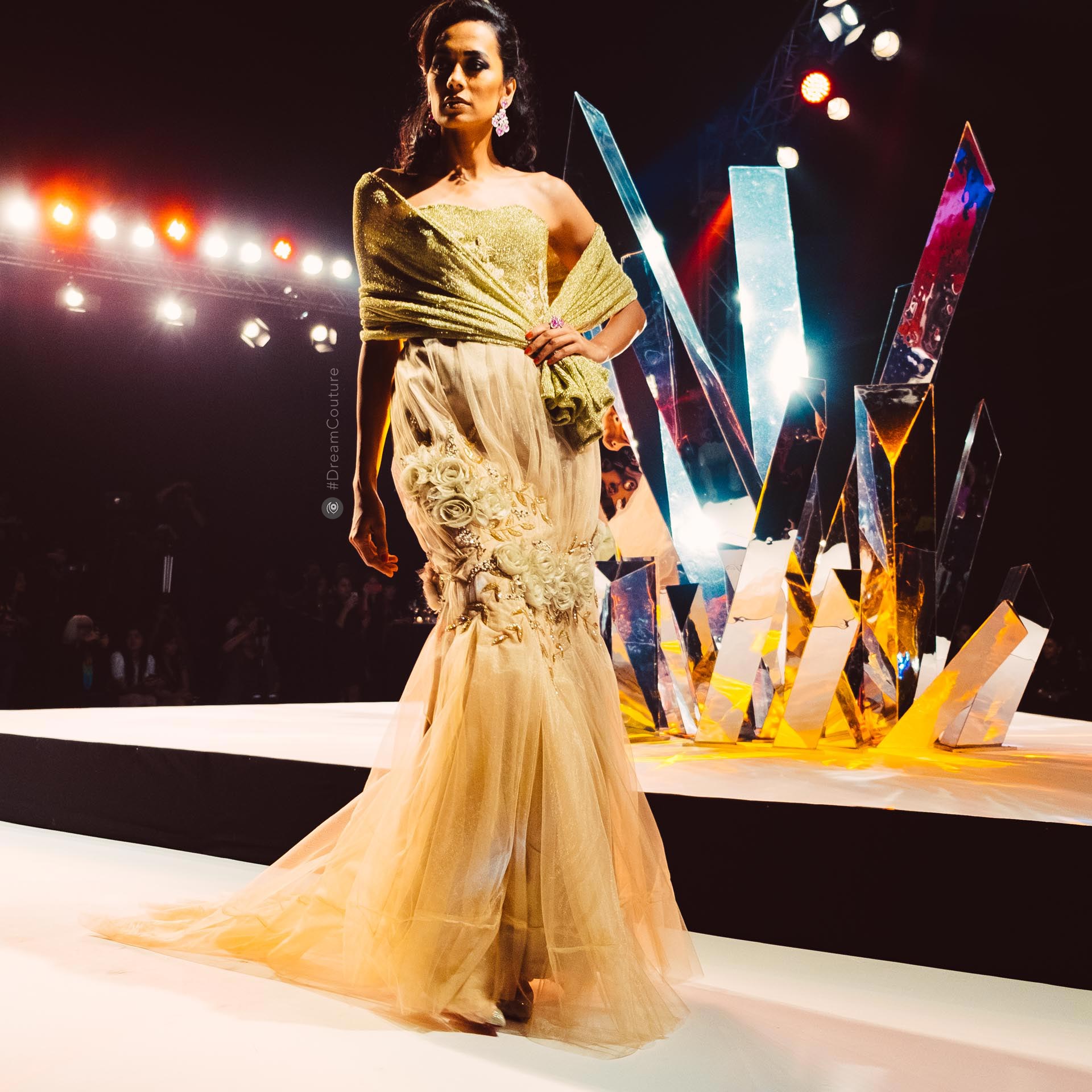 Naina.co-Luxury-Lifestyle-Photographer-Suneet-Verma-Dream-Couture