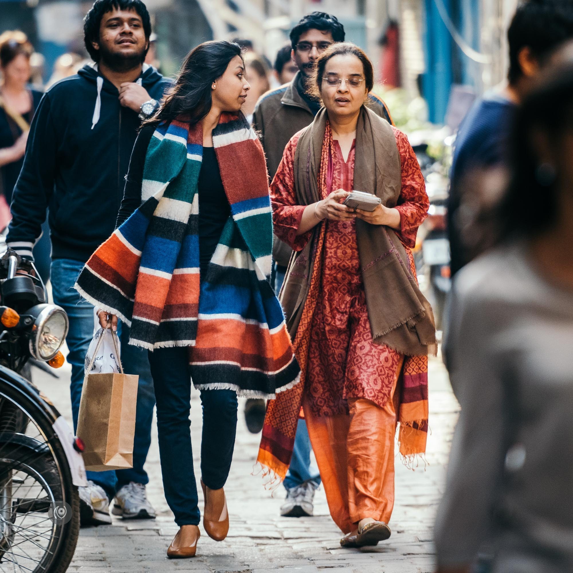 #EyesForStreetStyle, #NewDelhi, Naina.co, Luxury Photographer, Lifestyle Photographer, Luxury Blogger, Lifestyle Blogger, Experience Collector, Indian Street Style, Street Style Photography, India, Street Style