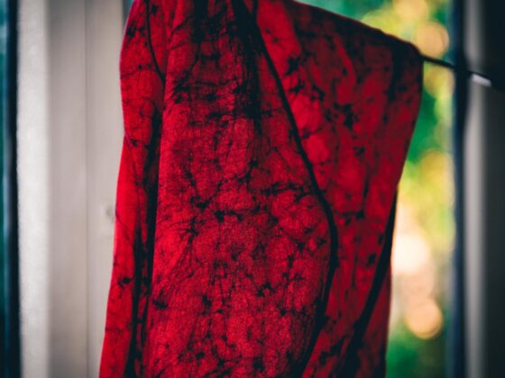 Red Batik, Summer Dress, Meraki by Pallavi Kandoi, Naina.co, Naina Redhu, Luxury Photographer, Lifestyle Photographer, Luxury Blogger, Lifestyle Blogger, Experience Collector, Personal Style, #MadeInIndia