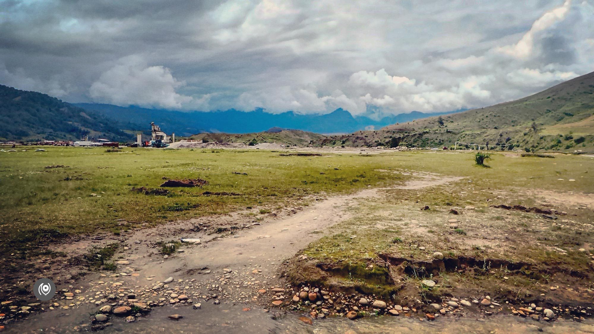 Timelapse Photography, Cloudy, Sunny, River, Yargap Chu, Stray Dogs, Tripod, Menchukha, Menchukha Valley, Menchuka, Mechuka, Arunachal Pradesh, Travel Photographer, Travel Blogger, Luxury Photographer, Luxury Blogger, EyesForDestinations, EyesForArunachal, #EyesForDestinations, #EyesForArunachal