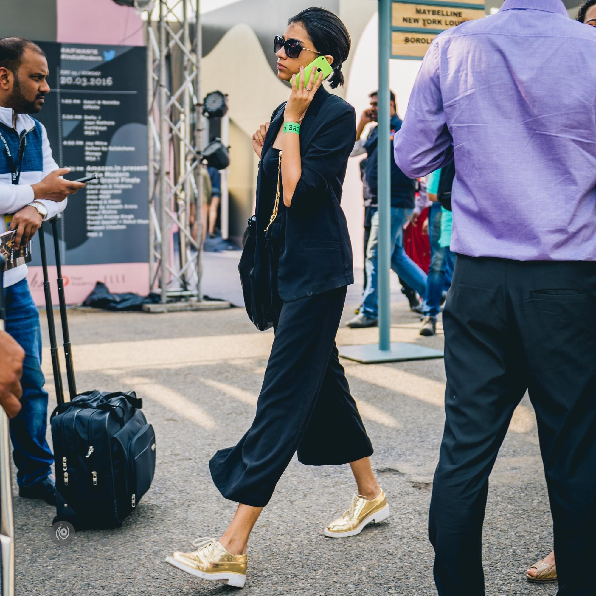 #EyesForStreetStyle, #AIFWAW16, Amazon India Fashion Week Autumn Winter 2016, Naina.co, Naina Redhu, Luxury Photographer, Lifestyle Photographer, Luxury Blogger, Lifestyle Blogger, Experience Collector, Personal Style