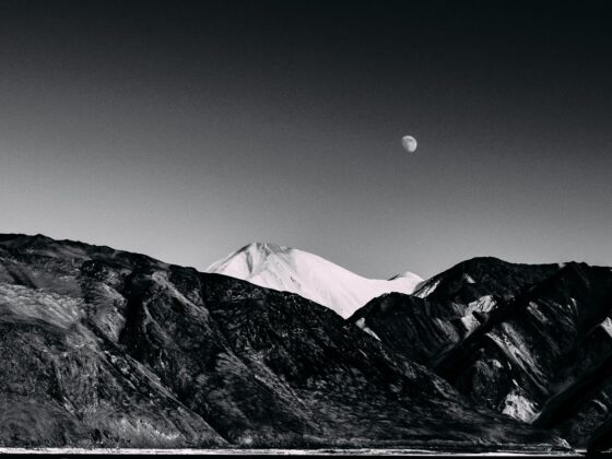 Naina.co, #Landscape, #EyesForDestinations, Ladakh, Leh, India, Travel, Professional Photographer, Photo Prints, #EyesforIndia, Black and White, BW, Mountains, Mountain Ranges, Travel Photographer, Lifestyle Photographer, Luxury Photographer, Travel Blogger, Lifestyle Blogger, Luxury Blogger, Blogger