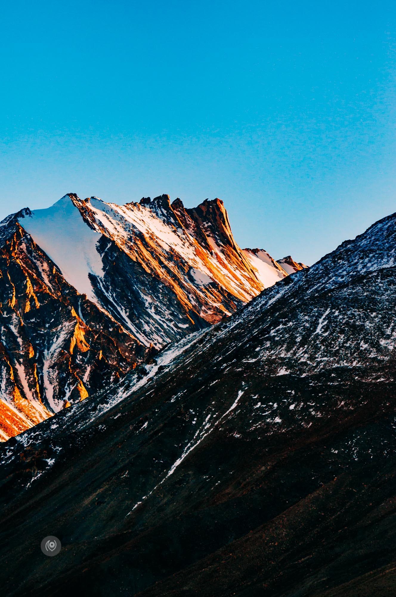 Naina.co, #Landscape, #EyesForDestinations, Ladakh, Leh, India, Travel, Professional Photographer, Photo Prints, #EyesforIndia, Snow, Mountains, Mountain Ranges, Travel Photographer, Lifestyle Photographer, Luxury Photographer, Travel Blogger, Lifestyle Blogger, Luxury Blogger, Blogger