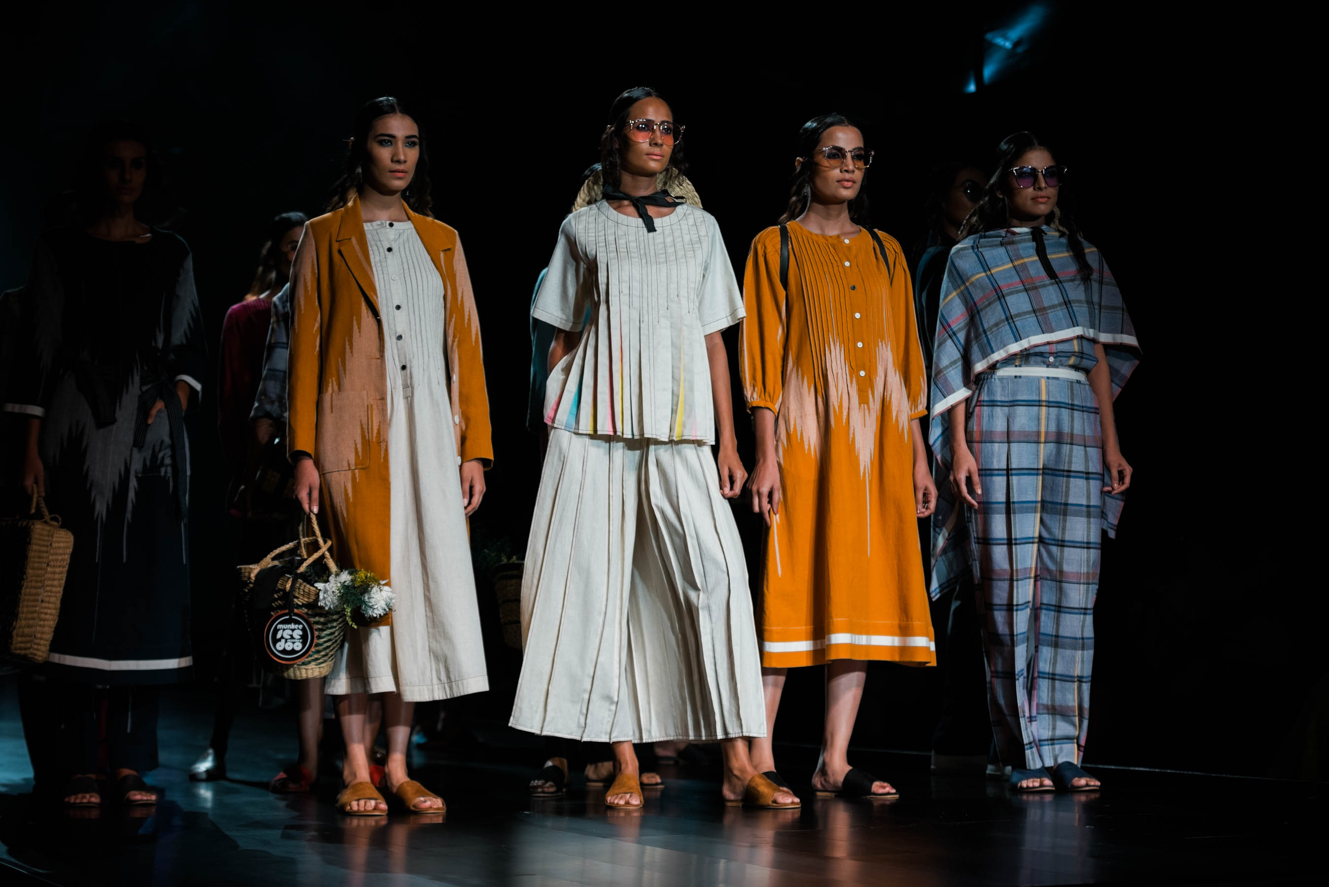 Naina Redhu, Naina.co, Munkee See Munkee Doo, MunkeeSeeMunkeeDoo, Fashion Designer, FDCI, Lotus MakeUp India Fashion Week Spring Summer 2019, LMIFWSS19, LMIFW, India Fashion Week, Fashion Week Delhi, MadeInIndia, Made In India, EyesForFashion, Professional Photographer, Blogger, Fashion Photographer, Lifestyle Photographer, Luxury Photographer, Delhi Photographer, Gurgaon Photographer, Delhi Blogger, Gurgaon Blogger, Indian Blogger