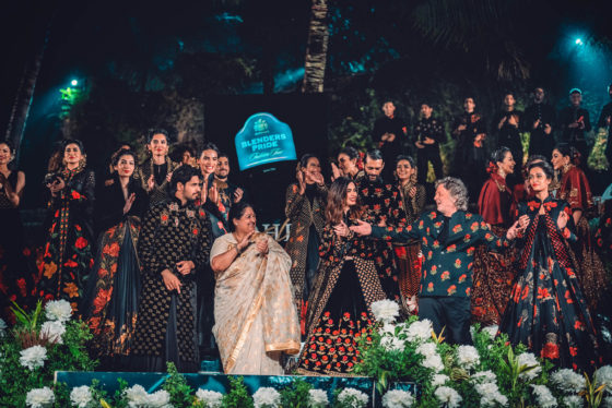 Naina.co, Blenders Pride Fashion Tour, Rohit Bal, Guldasta, Kashmir, Pernod Ricard, Naina Redhu, MadeInIndia, EyesForFashion, Blenders Pride, BPFT2018, BPFT, NAINAxBPFT, MyStyleMyPride, MyHeritageMyPride, Taj Lands End, Bandra Fort, Heritage Building, Bandra, Bombay, Mumbai, Diana Penty, Siddharth Malhotra, Preferred Professionals, Whiskey, Fashion Tour, Fashion Party, Shubha Mudgal, Indian Classical Music, Flowers, Diva Dhawan, Indian Models, Roses, Flower Motifs, Fashion Show, Gudda, Sealink