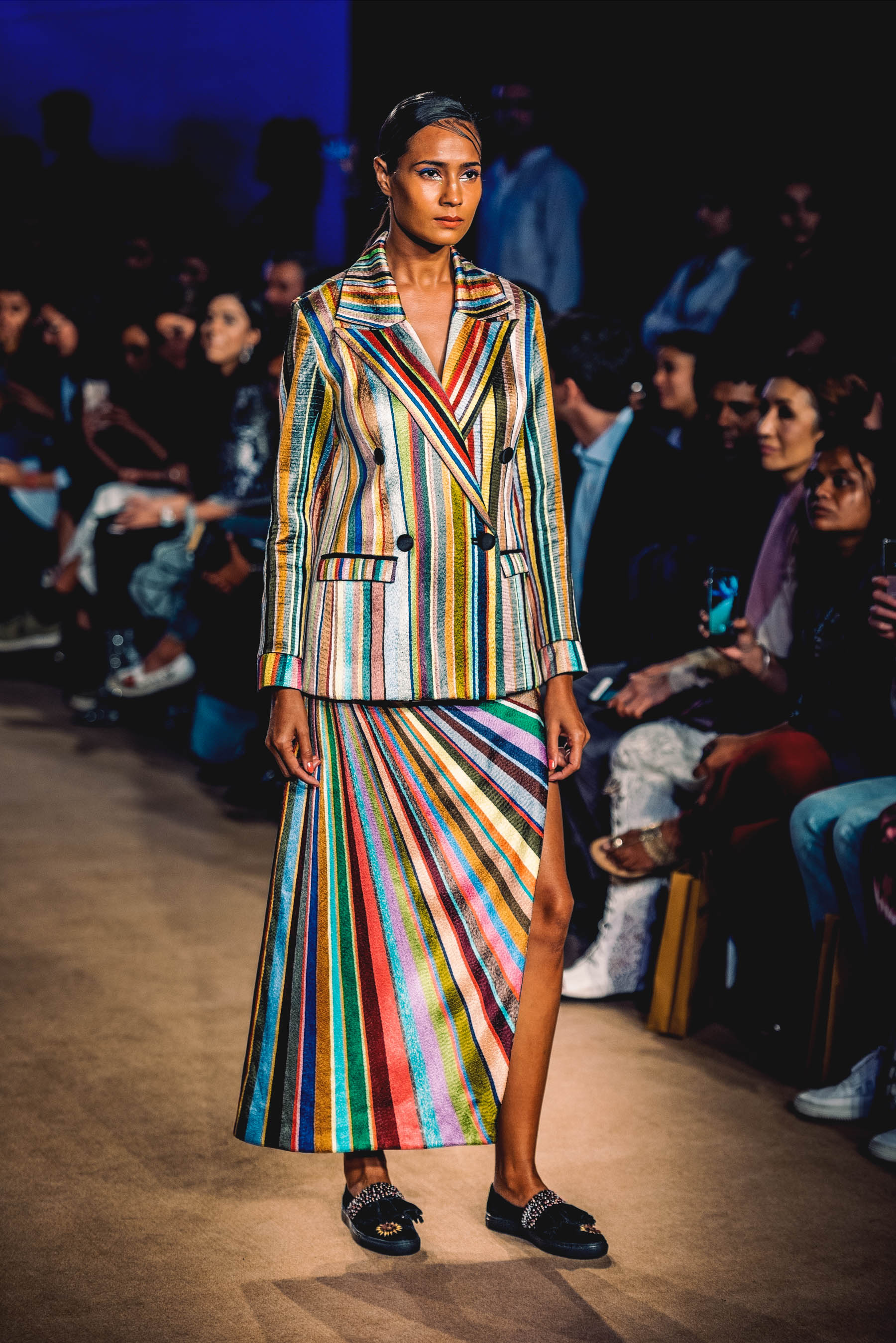 #EyesForFashion, #MadeInIndia, 10YearsOfRahulMishra, Aarna Mishra, Autumn Winter, Blogger Naina, Decade, delhi, Delhi Fashion Week, Divya Mishra, embroidery, Fashion Design Council of India, fashion show, FDCI, French Knots, From The Archives, Gurgaon, India, india fashion week, Indian Fashion Designer, Jawaharlal Nehru Stadium, lifestyle blogger, lifestyle photographer, Liva, LMIFWAW19, Lotus Makeup India Fashion Week, luxury blogger, luxury photographer, Metamorphosis, naina redhu, naina.co, Photographer Naina, Professional Blogger, professional photographer, Rahul Mishra, Reinvention, Retrospect, Retrospection, Retrospective, Runway, Structured Garments, Ten Seasons of Paris Fashion Week, textiles, Weaves