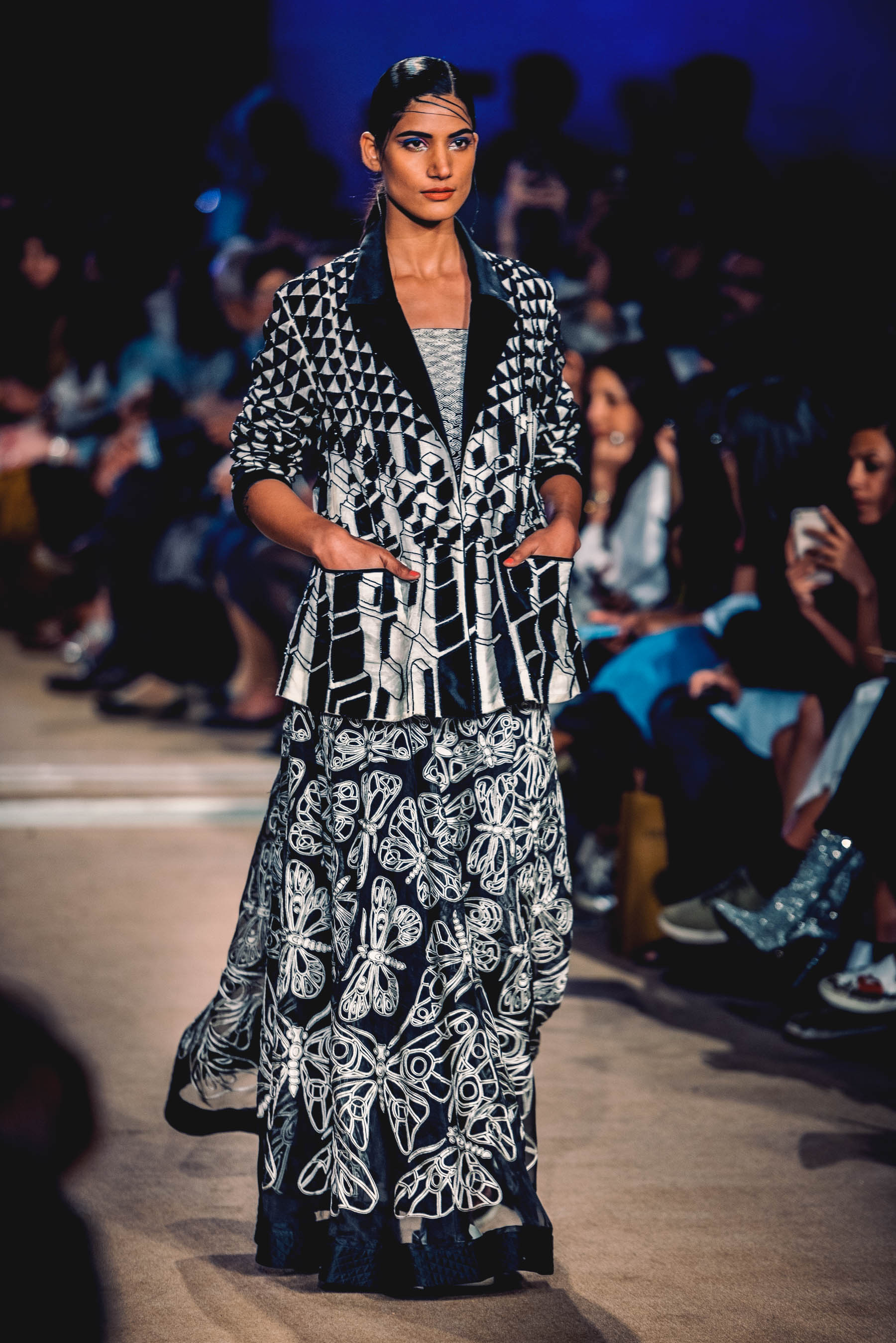 #EyesForFashion, #MadeInIndia, 10YearsOfRahulMishra, Aarna Mishra, Autumn Winter, Blogger Naina, Decade, delhi, Delhi Fashion Week, Divya Mishra, embroidery, Fashion Design Council of India, fashion show, FDCI, French Knots, From The Archives, Gurgaon, India, india fashion week, Indian Fashion Designer, Jawaharlal Nehru Stadium, lifestyle blogger, lifestyle photographer, Liva, LMIFWAW19, Lotus Makeup India Fashion Week, luxury blogger, luxury photographer, Metamorphosis, naina redhu, naina.co, Photographer Naina, Professional Blogger, professional photographer, Rahul Mishra, Reinvention, Retrospect, Retrospection, Retrospective, Runway, Structured Garments, Ten Seasons of Paris Fashion Week, textiles, Weaves