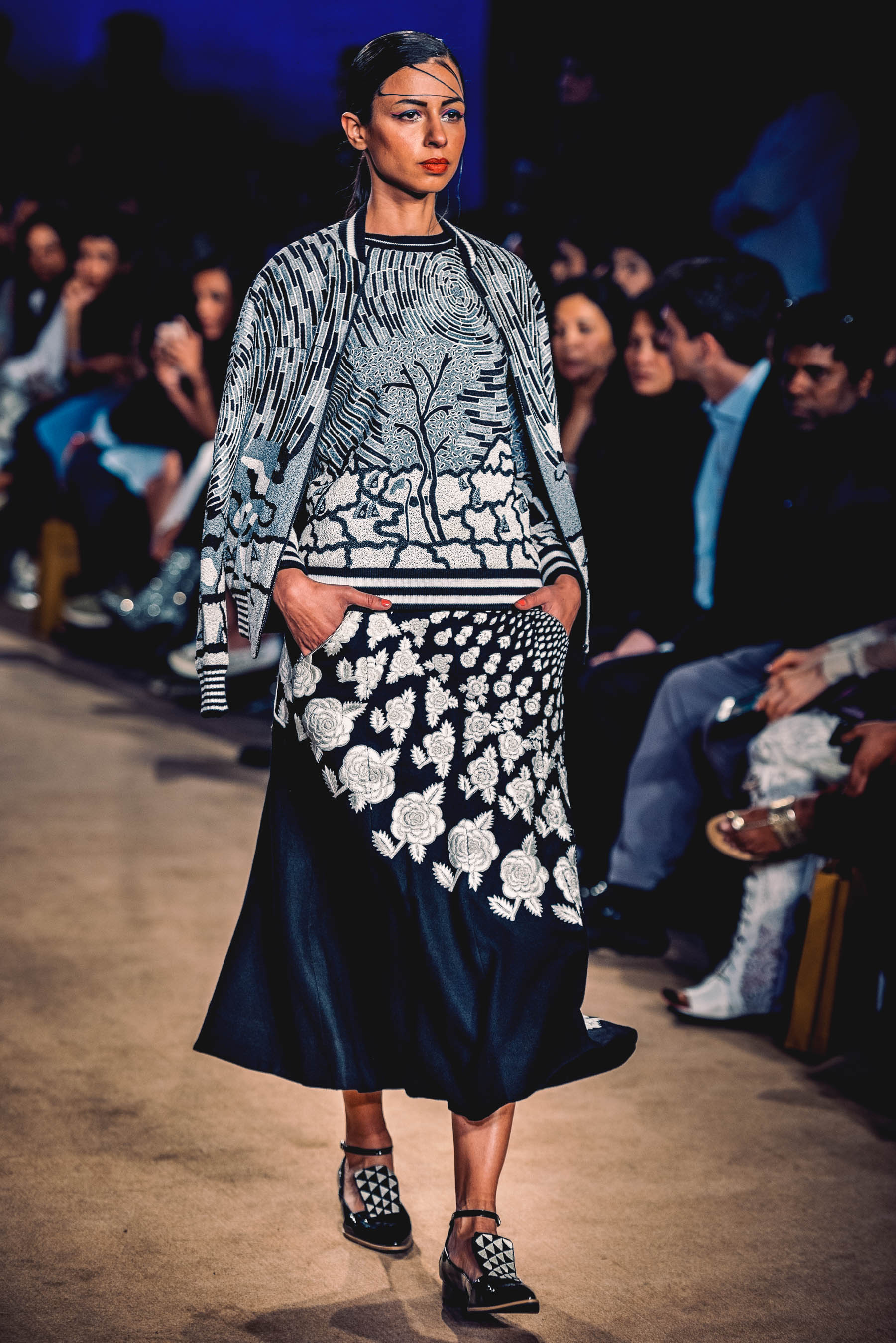 #EyesForFashion, #MadeInIndia, 10YearsOfRahulMishra, Aarna Mishra, Autumn Winter, Blogger Naina, Decade, delhi, Delhi Fashion Week, Divya Mishra, embroidery, Fashion Design Council of India, fashion show, FDCI, French Knots, From The Archives, Gurgaon, India, india fashion week, Indian Fashion Designer, Jawaharlal Nehru Stadium, lifestyle blogger, lifestyle photographer, Liva, LMIFWAW19, Lotus Makeup India Fashion Week, luxury blogger, luxury photographer, Metamorphosis, naina redhu, naina.co, Photographer Naina, Professional Blogger, professional photographer, Rahul Mishra, Reinvention, Retrospect, Retrospection, Retrospective, Runway, Structured Garments, Ten Seasons of Paris Fashion Week, textiles, Weaves