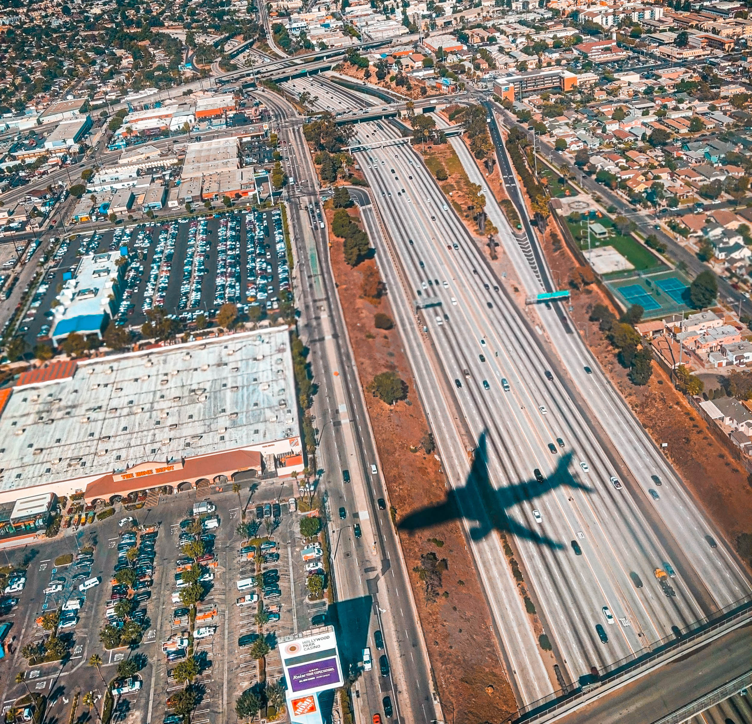 naina.co, naina redhu, nainaxadobe, adobemax2019, adobemax19, adobe max creativity conference los angeles, eyesforla, adobe max, adobe max creativity conference, los angeles, metrolink, america from the air, america, USA, adobe conference, hotel view