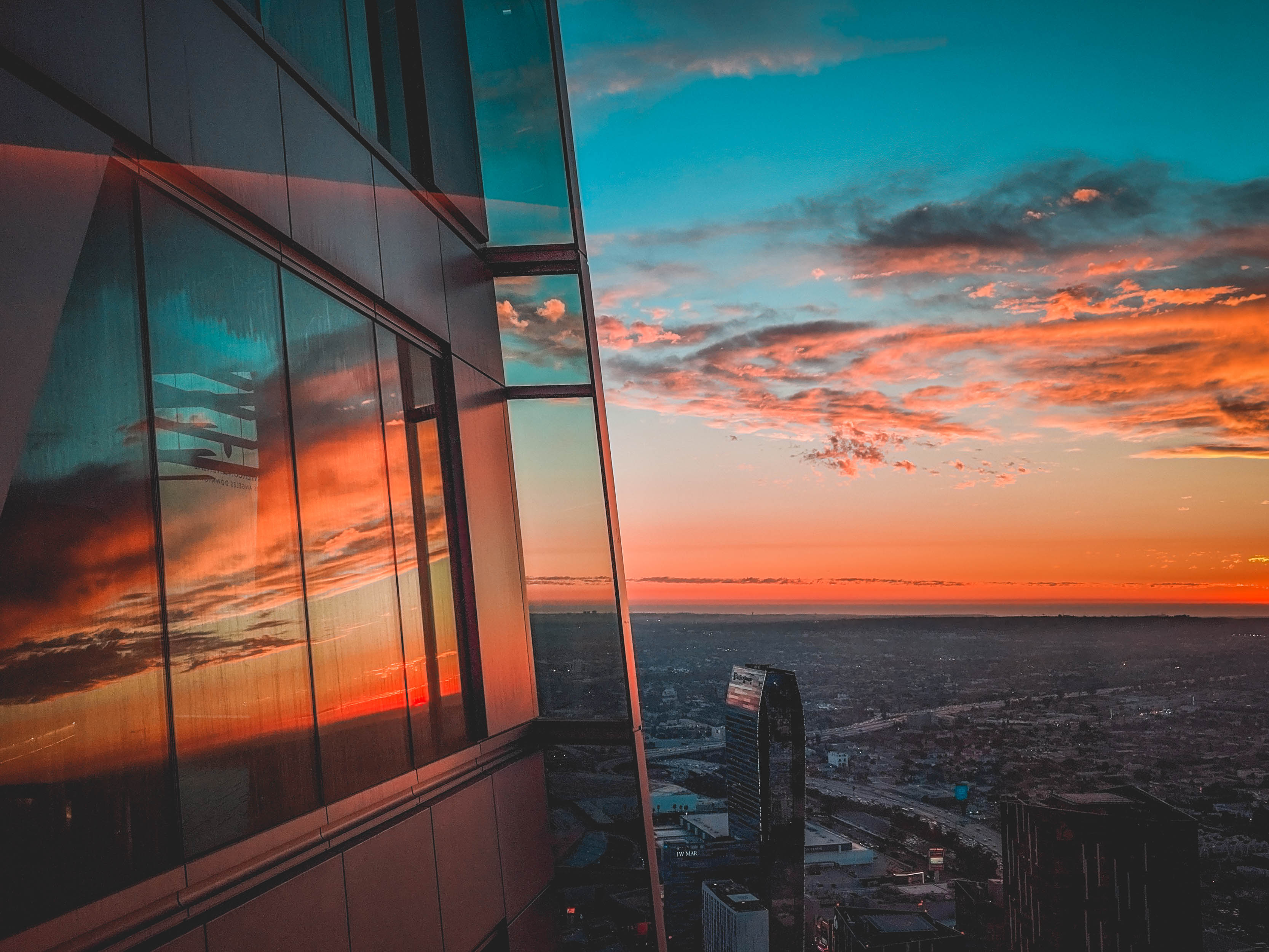 naina.co, naina redhu, nainaxadobe, adobemax2019, adobemax19, adobe max creativity conference los angeles, eyesforla, adobe max, adobe max creativity conference, los angeles, metrolink, america from the air, america, USA, adobe conference, hotel view